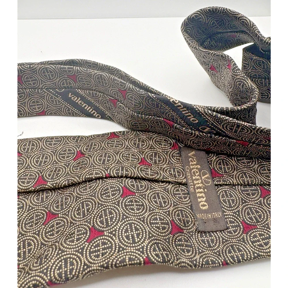 Valentino Cravatte Silk Tie Made in Italy Burgundy Black Gold Geometric Vintage